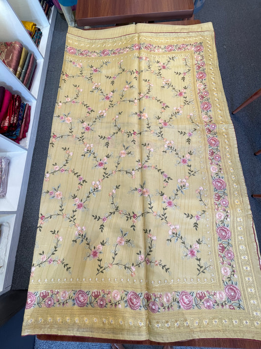 Embroidered tussar (Copy) (Copy) (Copy) (Copy)