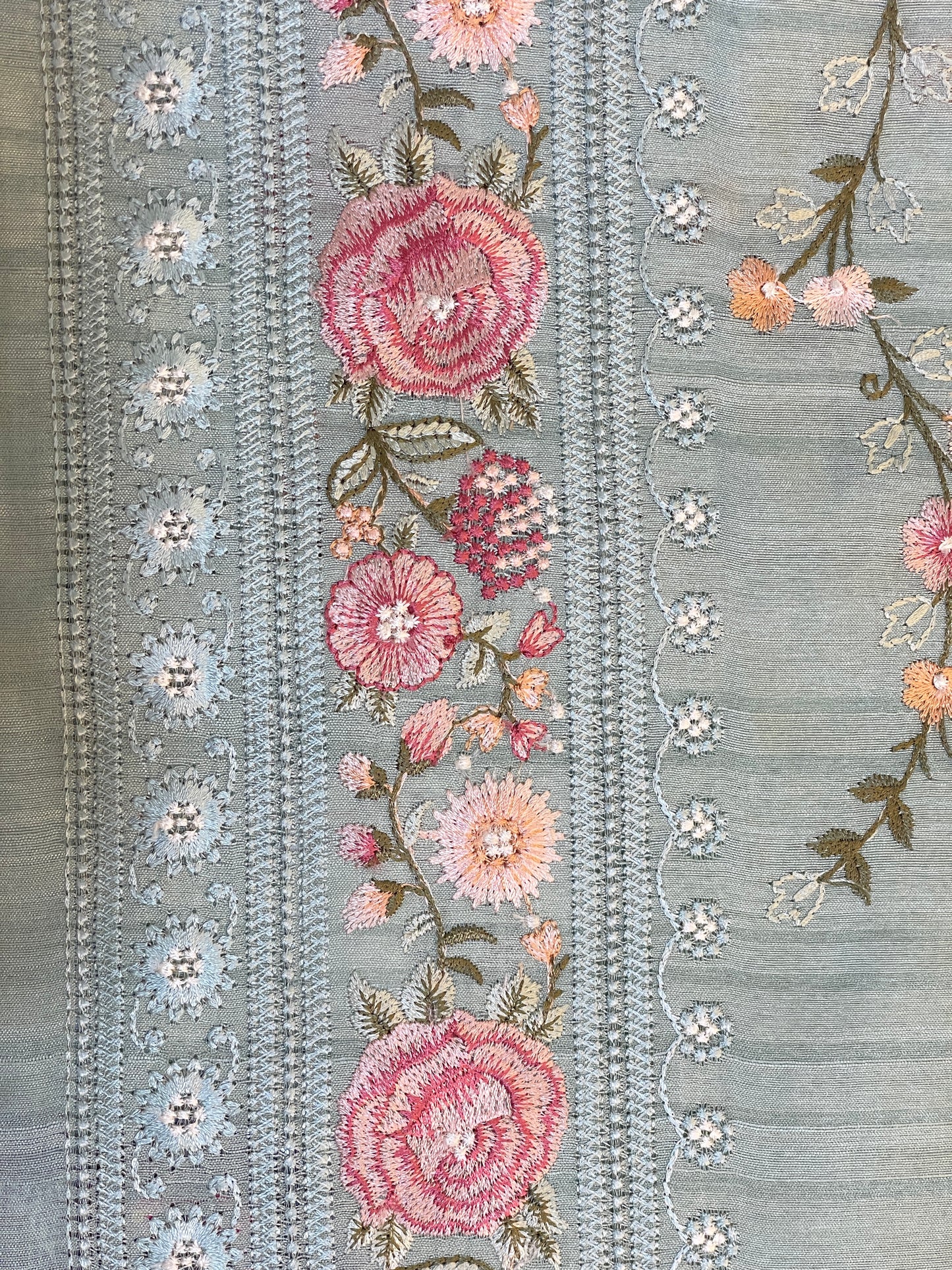 Embroidered tussar (Copy) (Copy) (Copy)