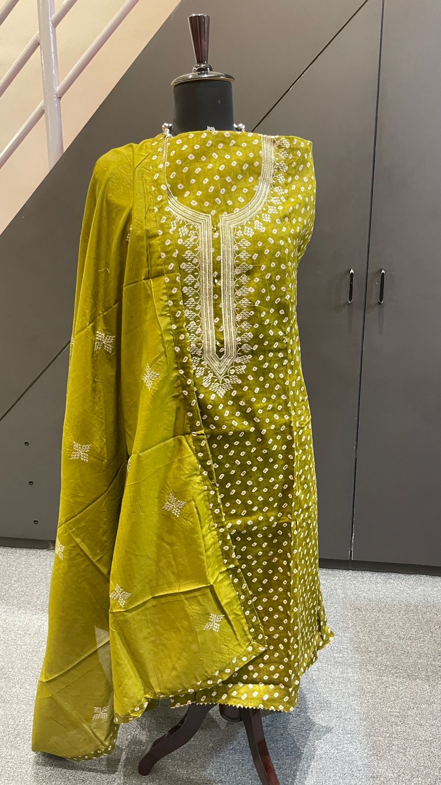 Olive Green Cotton Silk Bandhani Pattern 3-Piece Dress Material Set